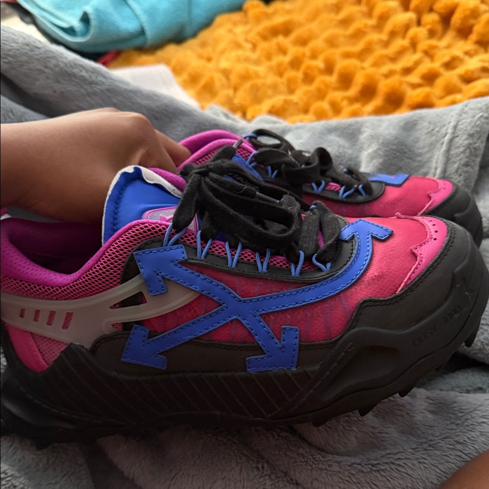 Men off white shoes